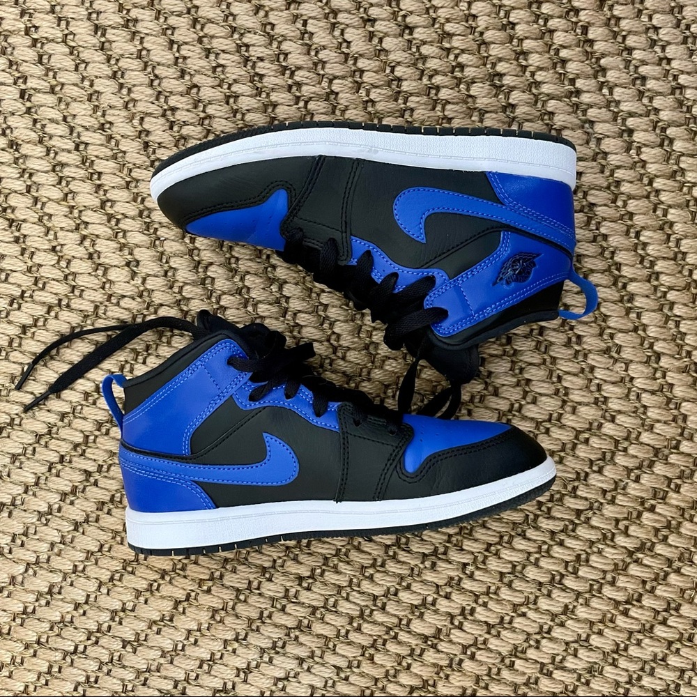 Air Jordan 1 Mid